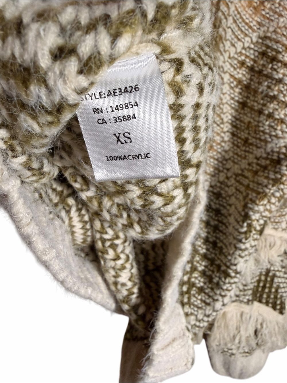 Sadie & Sage Olive and Cream Fringe V-Neck Sweater - Picture 8 of 9